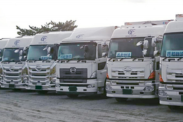 株式会社西和物流様のトラック