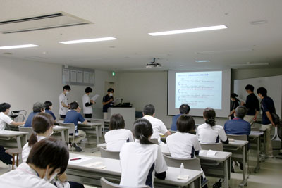 合同症例検討会の様子