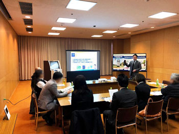 システムギアゴルフ展示会 愛媛場での様子1