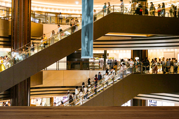 ショッピングモール、大型商業施設、イベント会場
