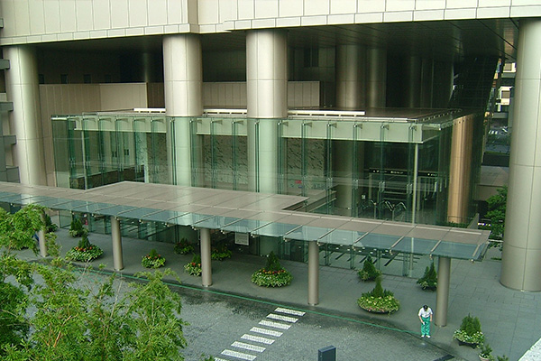 コンサートホール、美術館、セミナー会場など公共施設